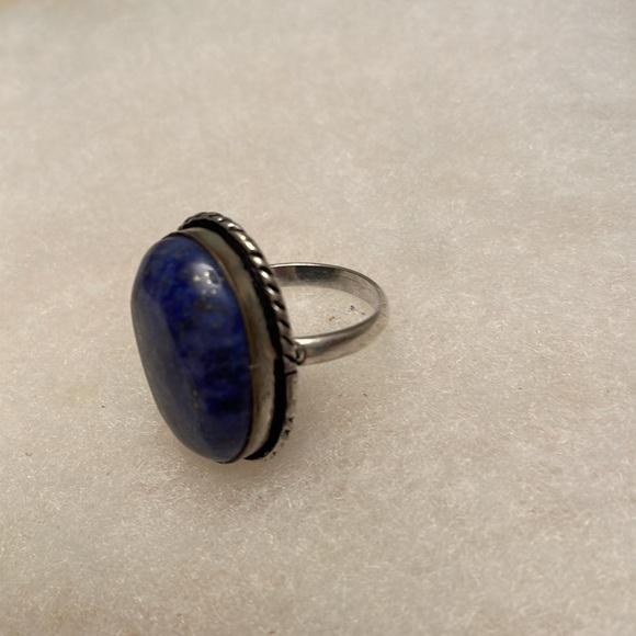 Large lapis lazuli stone and sterling silver ring size 8-8.5 - Picture 5 of 7